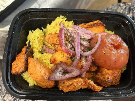 7 oz. Spicy Chicken Tikka Kabob with rice and salad