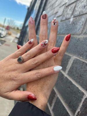 Holiday nails