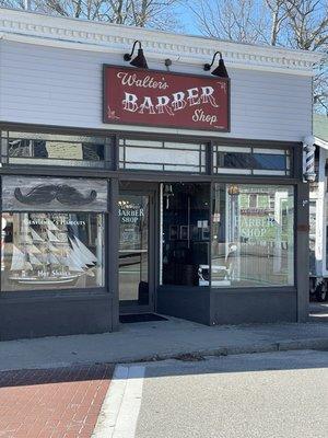 Walter's Barber Shop