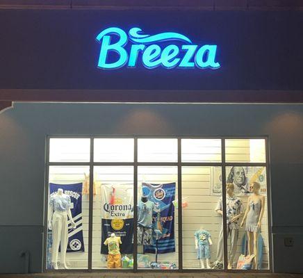 Breeza Exterior Store Photo 12