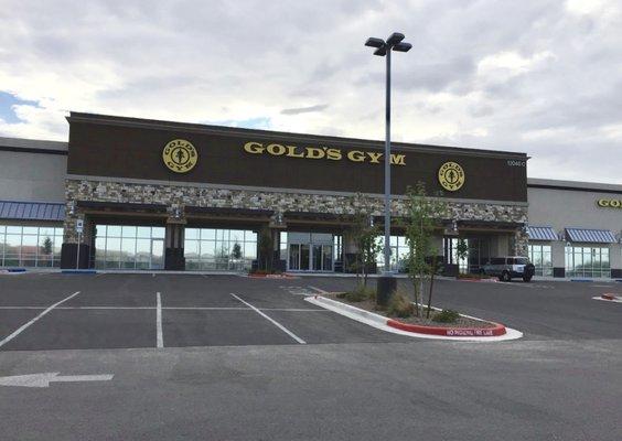 Gold's Gym Tierre Este