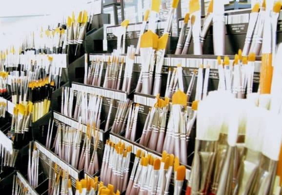 Brushes for fine art and decorative painting as well as crafting a wide range of prices and qualities.