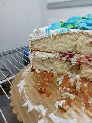 we cut into the part that had no fruit but u can see that a good portion of the cake had no fruit which I paid for