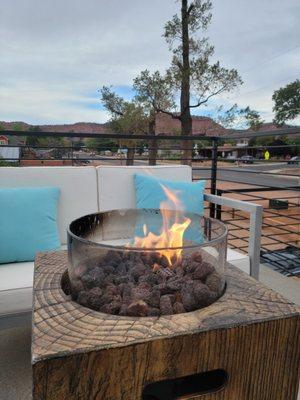 Top deck fire pit