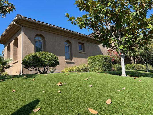 Synthetic grass installation in San Diego, Orange County, Riverside and surrounding areas