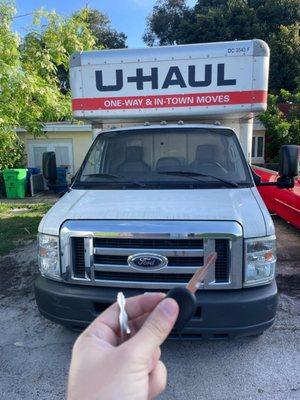 New Keys Made for 2013 Ford Econoline UHaul Truck in Lauderhill, Florida | RG Local Locksmith Services

Customer lost all the Keys