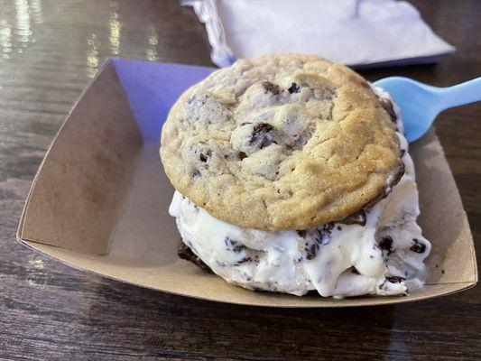 Chocolate chip cookie Brownie Cookie dough ice cream Nutella