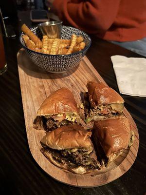 Cheese Burger + Fries