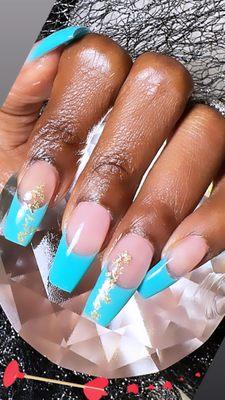 Nails with design