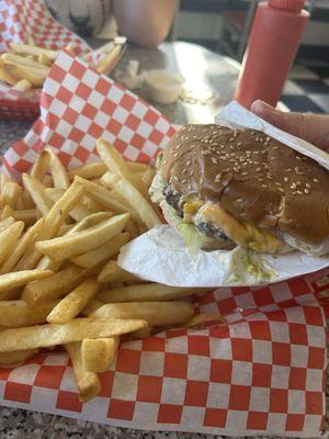 Avocado Bacon Cheeseburger Combo