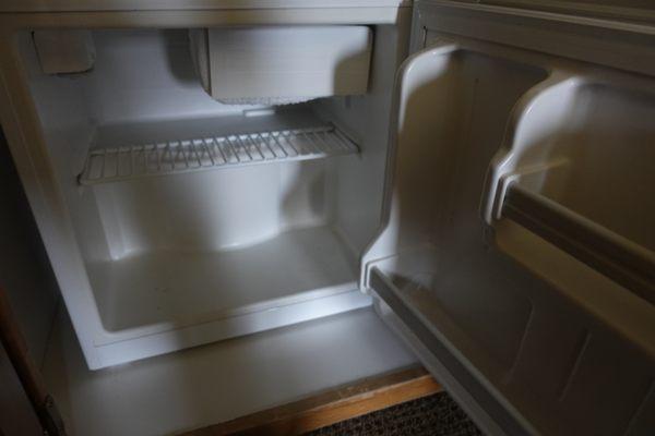 Mini fridge - perfect for small perishables, and little freezer compartment for lunch freezer packs