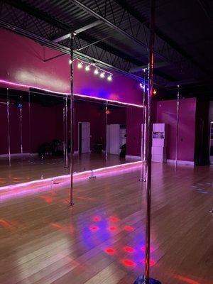 Pole party