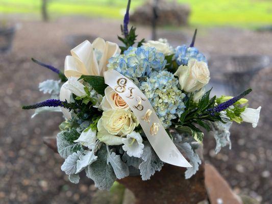 Sympathy bouquet for a beloved pet