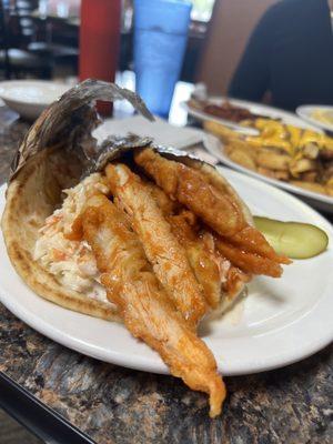 Buffalo Chicken Pita