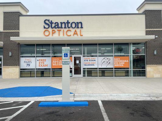 Storefront at Stanton Optical Store Edinburg TX 78539