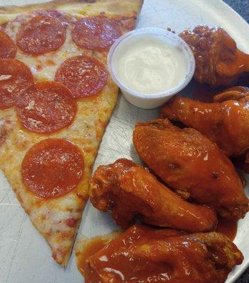 Yummy! Pizza, thin & crispy. The wings are meaty and saucy