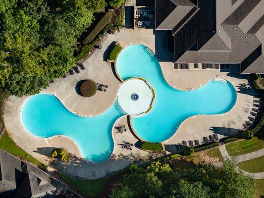 Lagoon Style Pool with Fountain