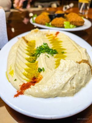 Hummus Plate