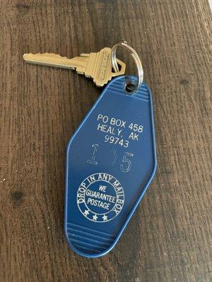 Love the retro key ring...