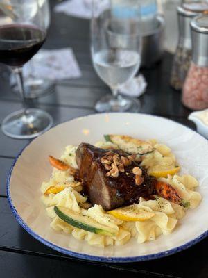 American Wagyu Beef Short Rib "A La Mode"