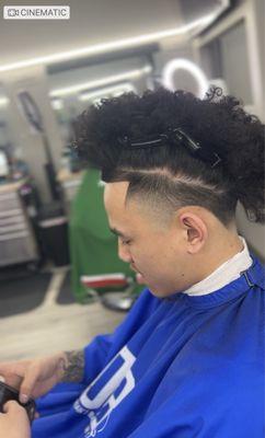 Cut by:Avery  Instagram: a_cuttz