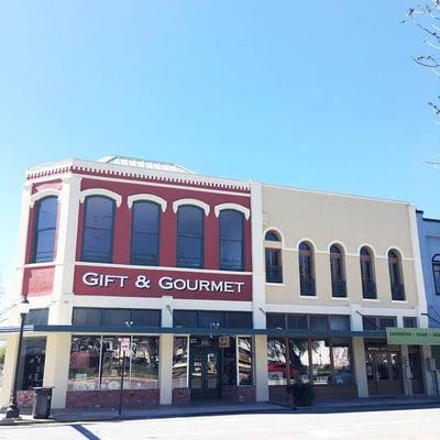 Gift And Gourmet