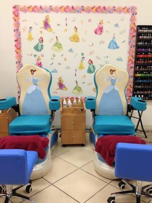 New Princess Pedicure Chair with Disney Princess Background