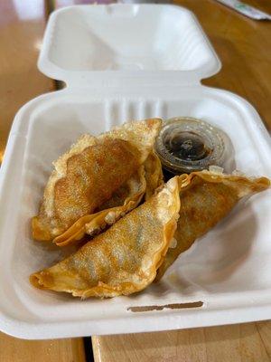 6 Piece Gyoza