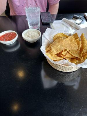 They bring out chips and sals at the beginning and it's one of the best I've had in town.