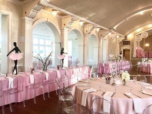 So stunning! Love the arches and crown molding!