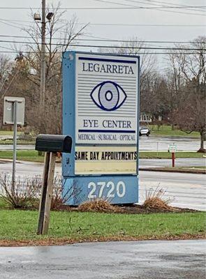 Legarreta Eye Center