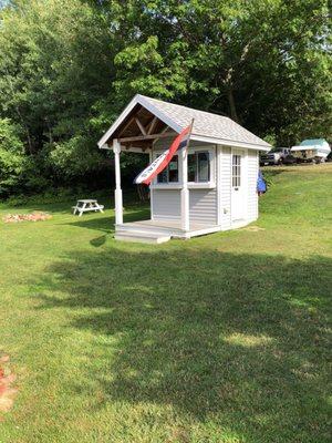 Boat rental shack. Good prices and friendly people.