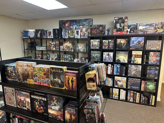 Board games and table top games and dungeon & dragons