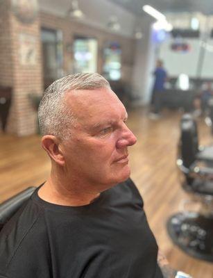 Aussie friend gets a Haircut & Hot Leather Shave. #BestCut #HotLeatherShave #BestBarberNYC