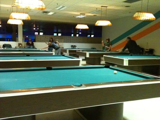 12 total pool tables