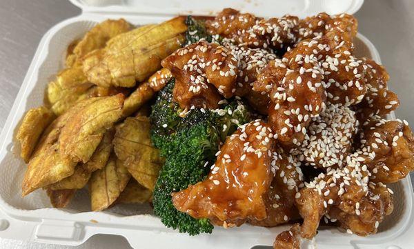 Sesame Chicken / Fried Plantain