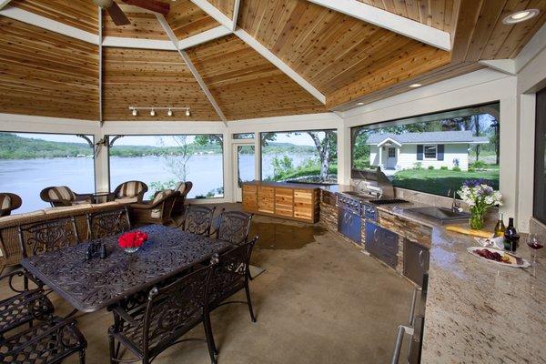 screened Gazebo overlooking the Ohio River with a full kitchen