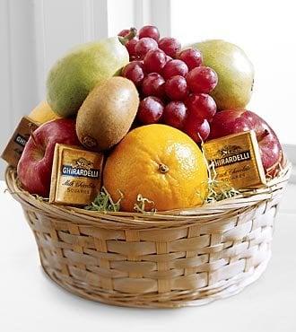 $29.95 Fruit and Chocolate Gift Basket