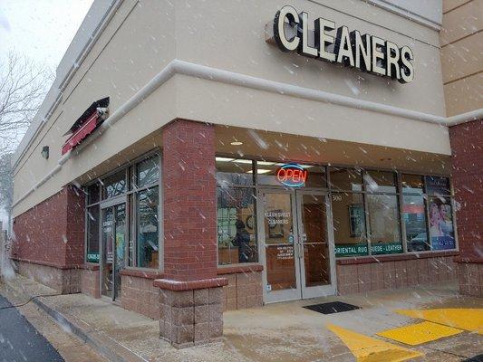 Kleen Sweep Cleaners