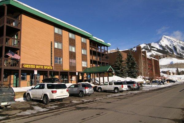 Located in the Evergreen Building with easy parking.