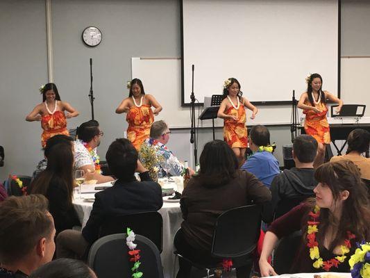 UCI, Hula Beauties