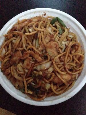 Chicken Lo Mein