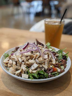 Mediterranean salad + citrus green tea