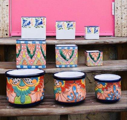 TALAVERA PLANTERS