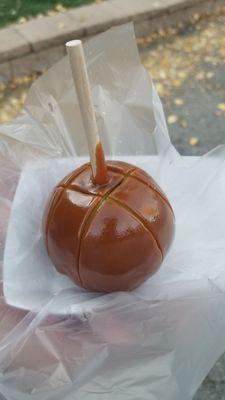 Caramel apple