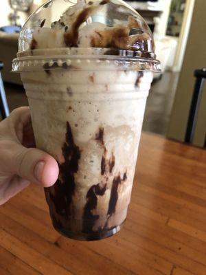 Mocha caramel frappe