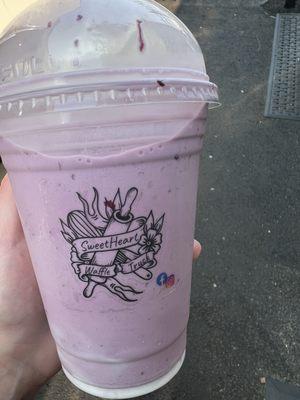 Berry milkshake