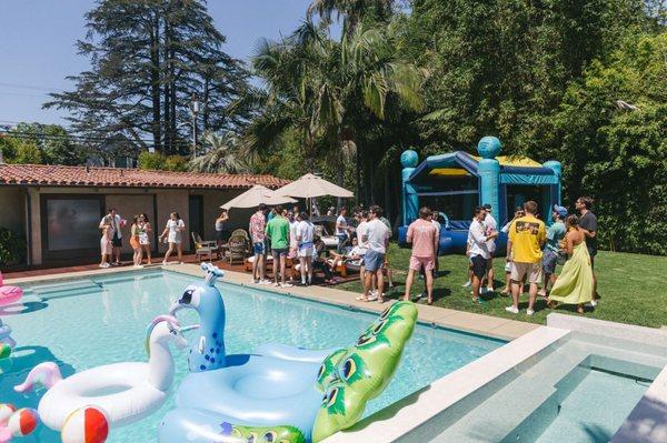 Perfect summer party vibes courtesy of Jump for Fun!