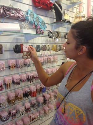 Antonia jewelry shopping