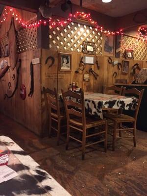 Brqngus steakhouse. Country style setting.